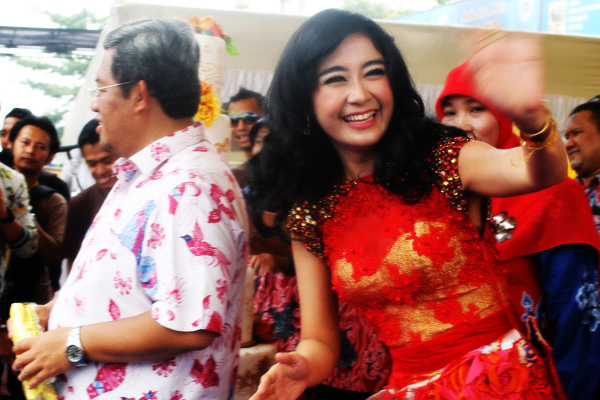 Wisata Kampung Batik Trusmi